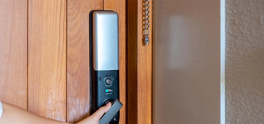 Home Security Electronic Locks Upgrades in Algonquin, IL